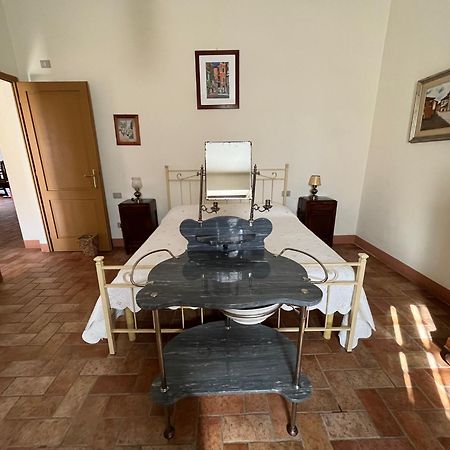 Agriturismo Podere Dell' Olmo Amelia Bagian luar foto