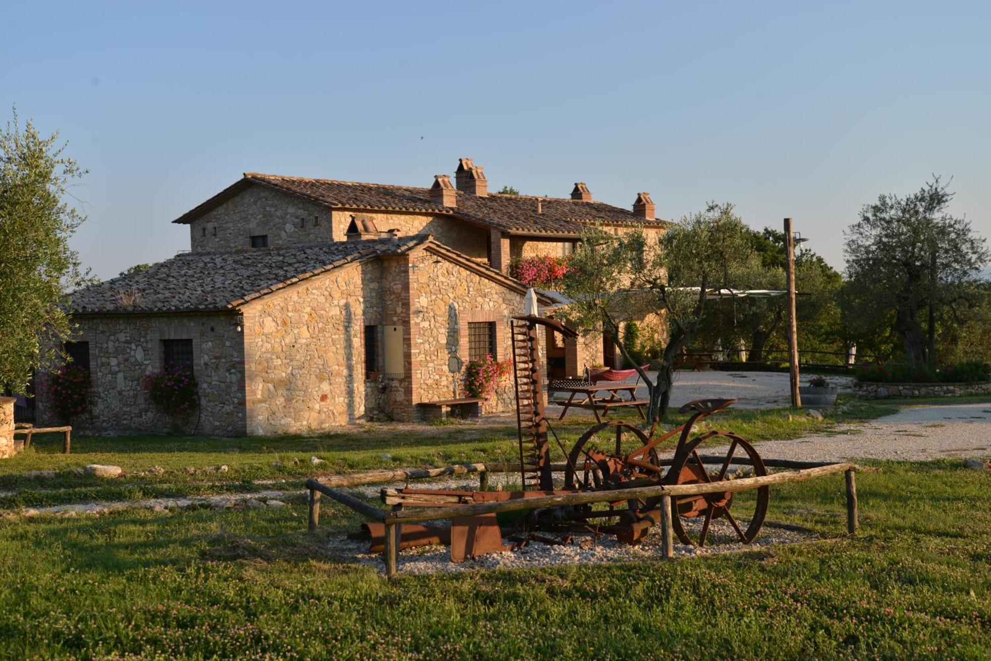 Agriturismo Podere Dell' Olmo Amelia Bagian luar foto
