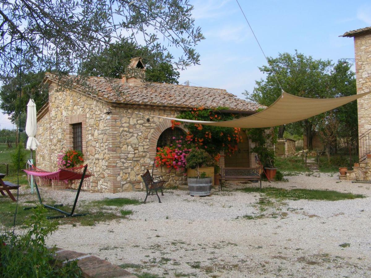 Agriturismo Podere Dell' Olmo Amelia Bagian luar foto